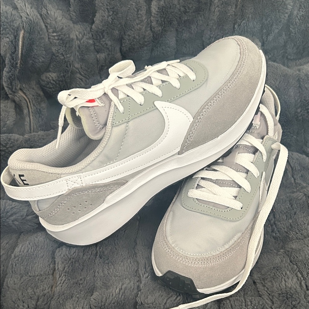 Nike Women’s Light Gray and White Suede-Accent Sneakers